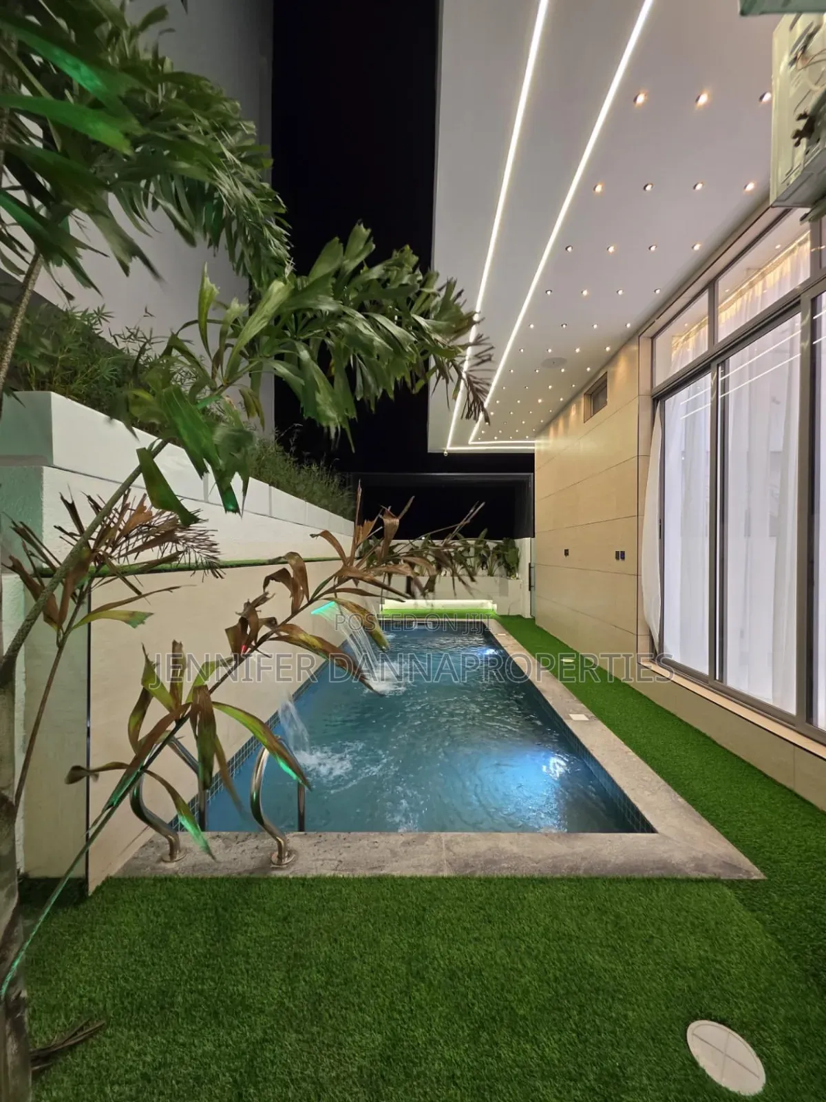 5bdrm Duplex in Osapa london for sale in Osapa london