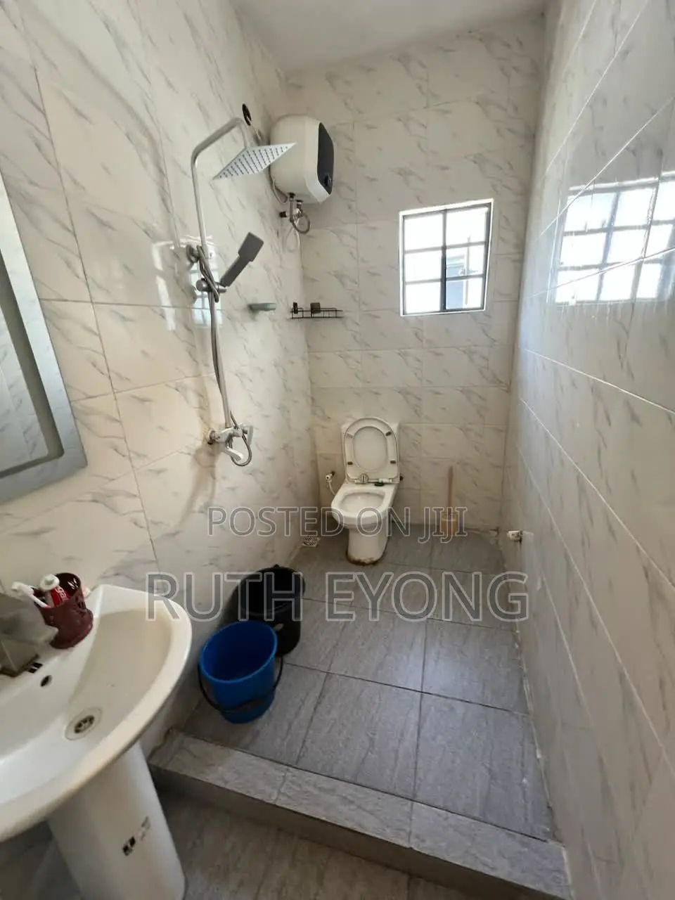 Furnished 1bdrm Apartment in 𝗢𝗿𝗰𝗵𝗶𝗱, Lekki Phase 1 for rent in Lekki Phase 1