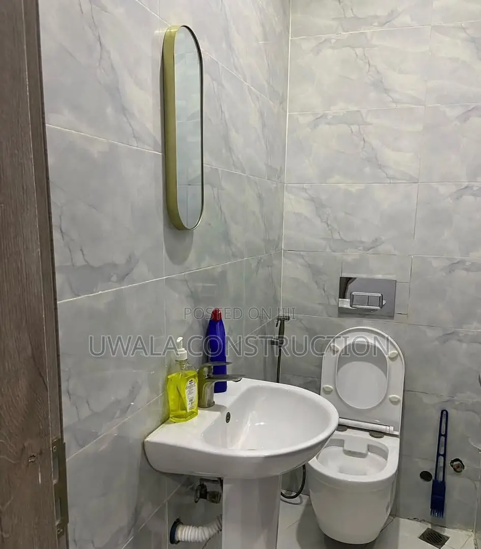 Beautiful Three-Bedroom Apartment in Apo Resettlement