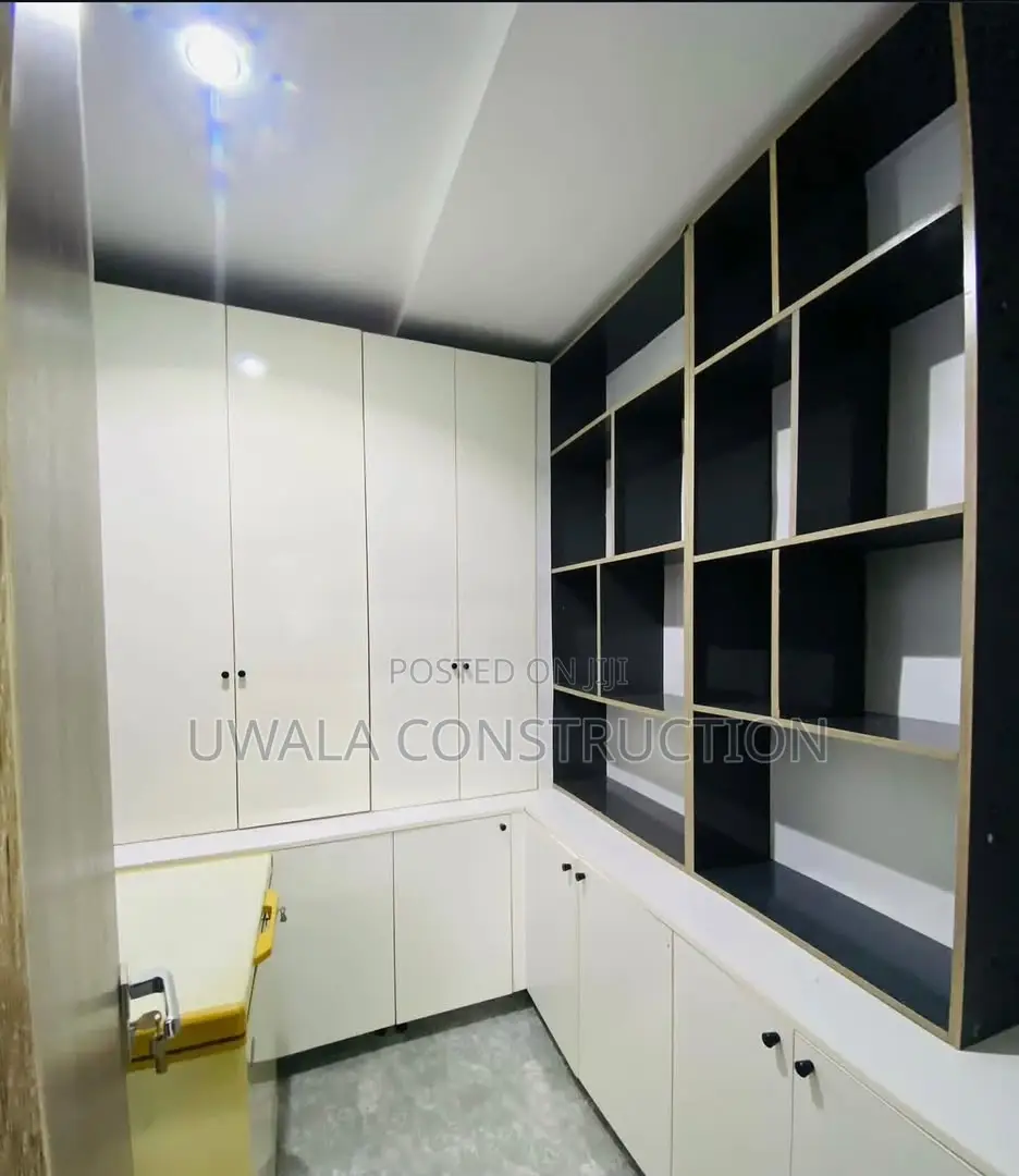 Beautiful Three-Bedroom Apartment in Apo Resettlement