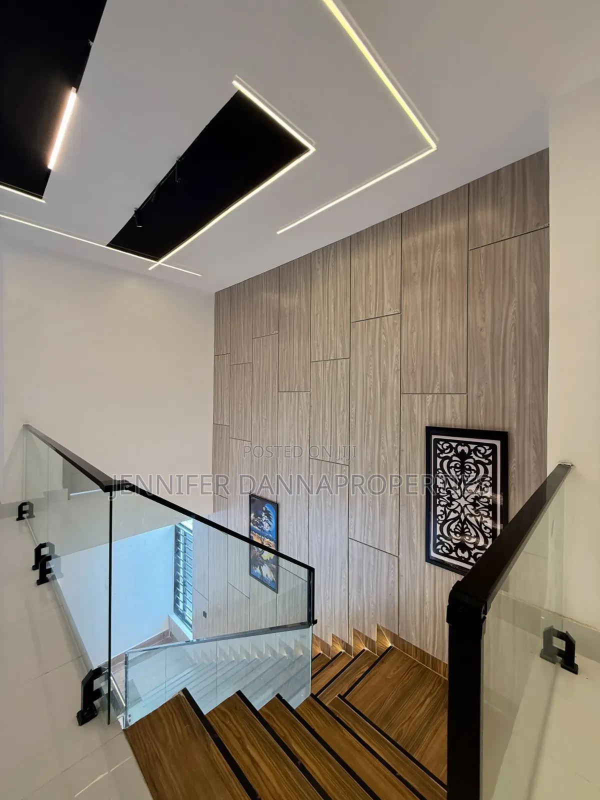 5bdrm Duplex in Sangotedo for sale in Sangotedo