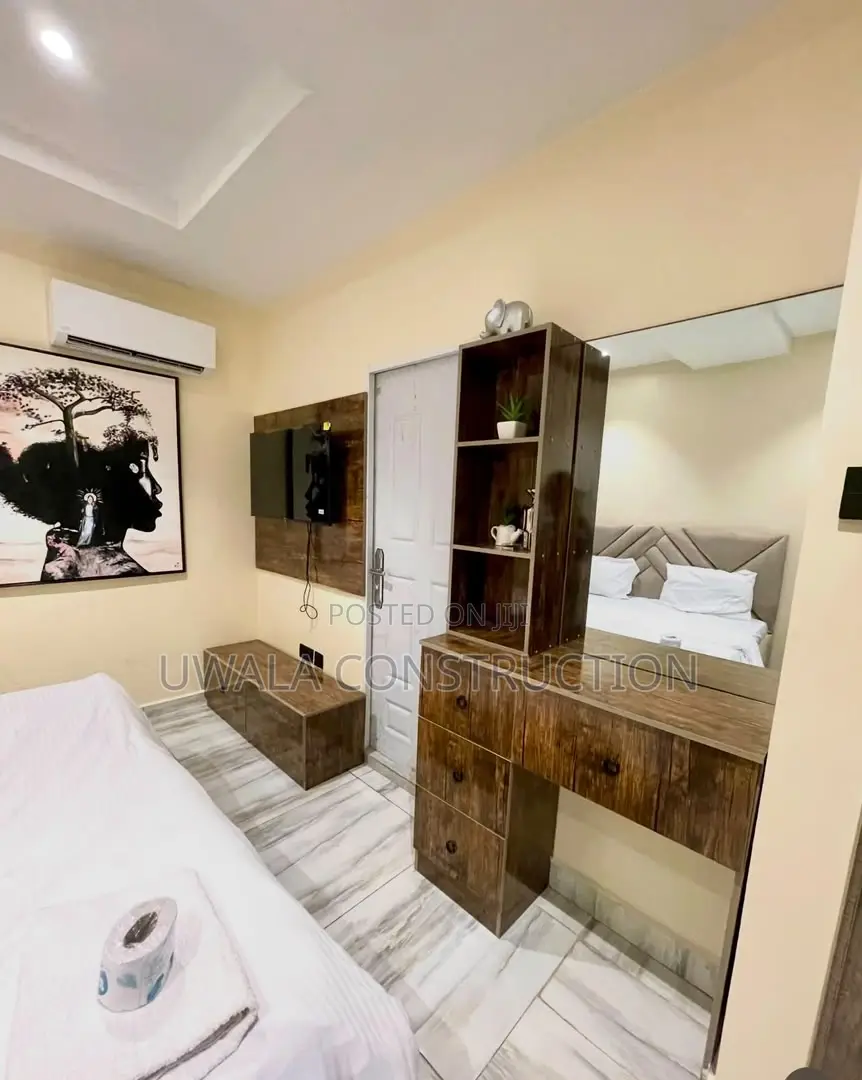 Classic One-Bedroom Apartment in Apo Resettlement