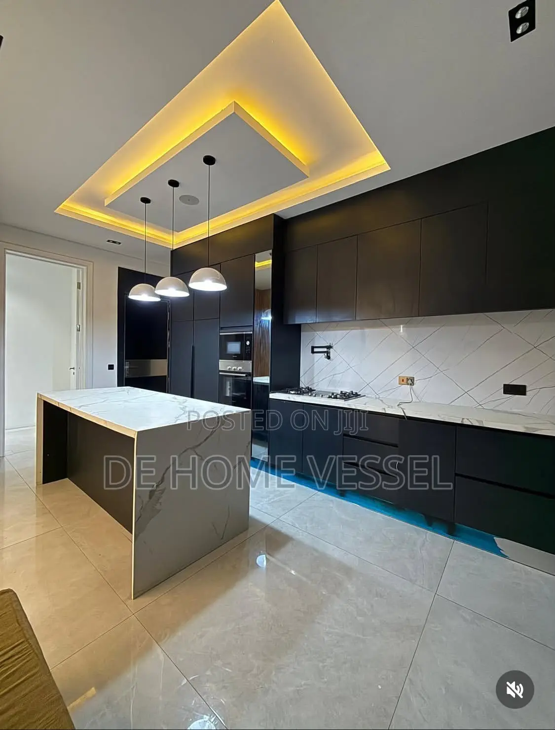 5bdrm Duplex in Ikate for sale in Ikate