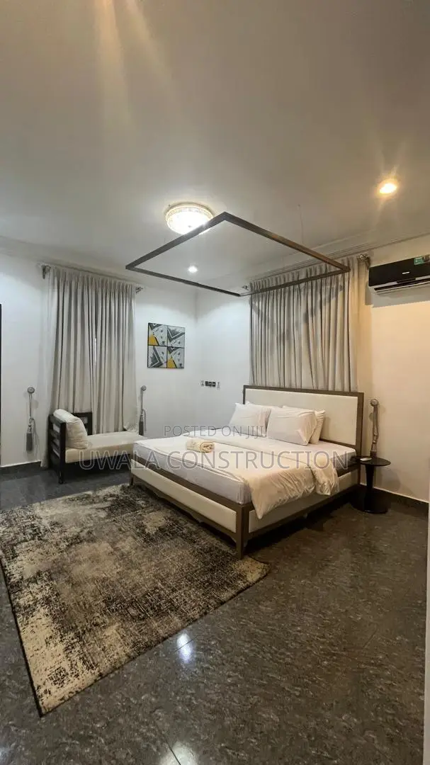 Elegant Two-Bedroom Apartment in Guzape District