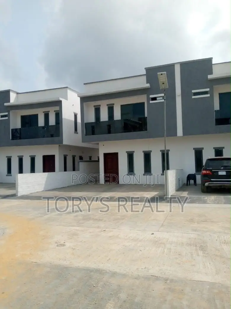 4bdrm Duplex in Abraham Adesanya Estate for sale in Abraham Adesanya Estate