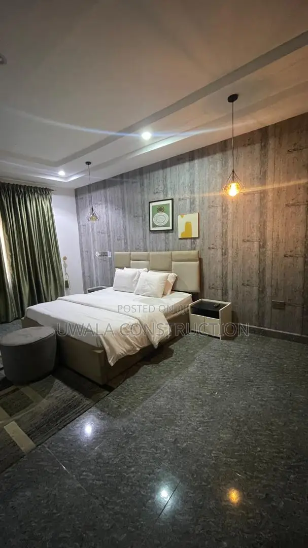 Premium Three-Bedroom Apartment in Guzape District
