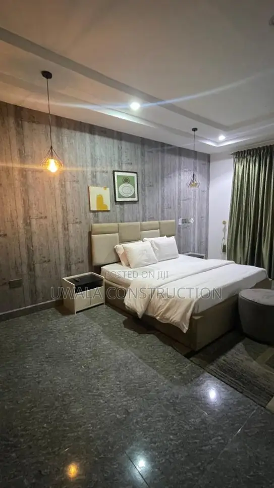 Premium Three-Bedroom Apartment in Guzape District