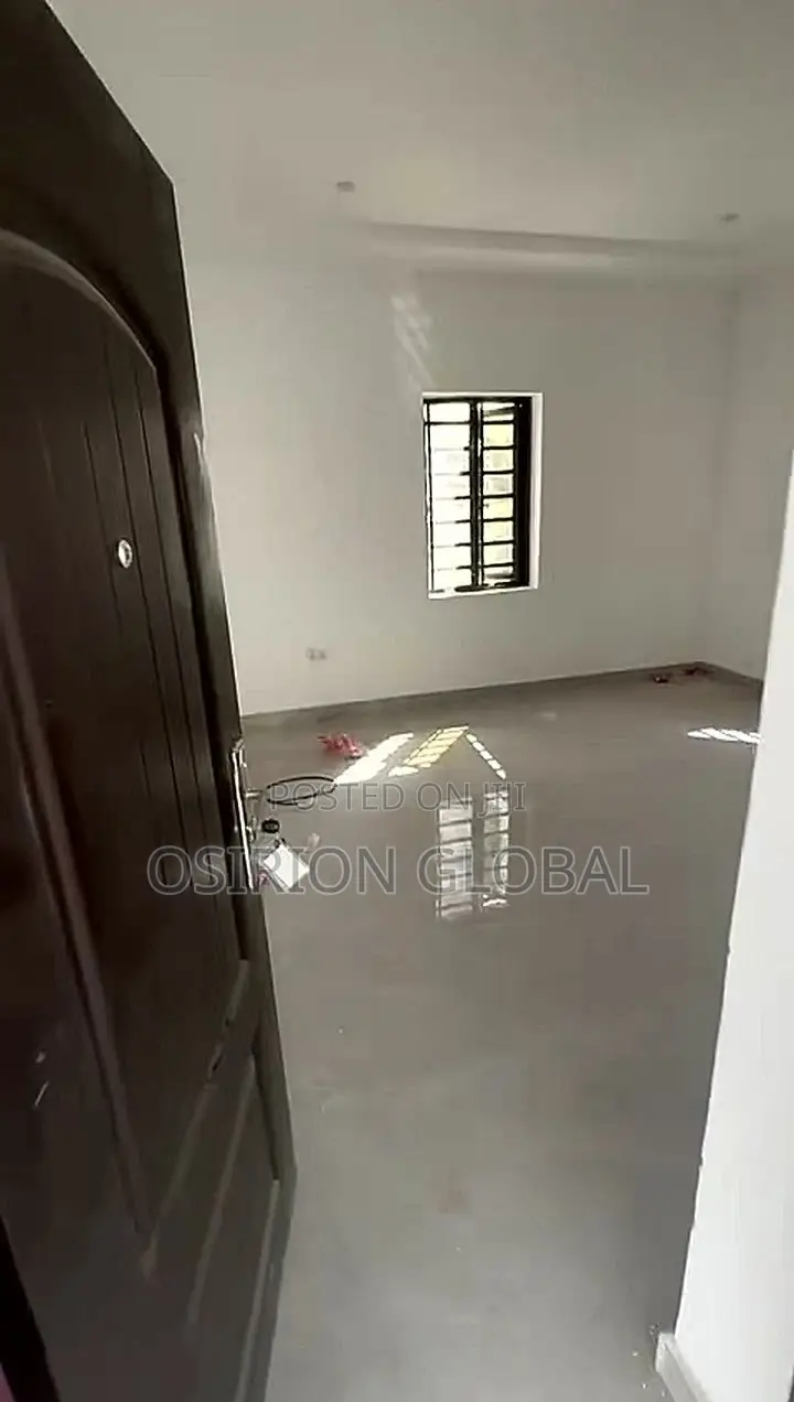 3bdrm Block of Flats in Guzape District for sale in Guzape District