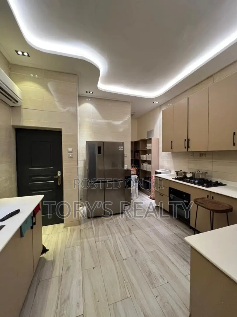Furnished 3bdrm Apartment in Bourdillon for sale in Bourdillon