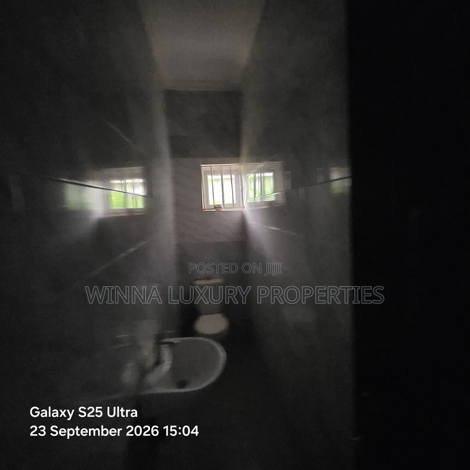 5bdrm Bungalow in Von Garden Estate, Lugbe District for sale in Lugbe District