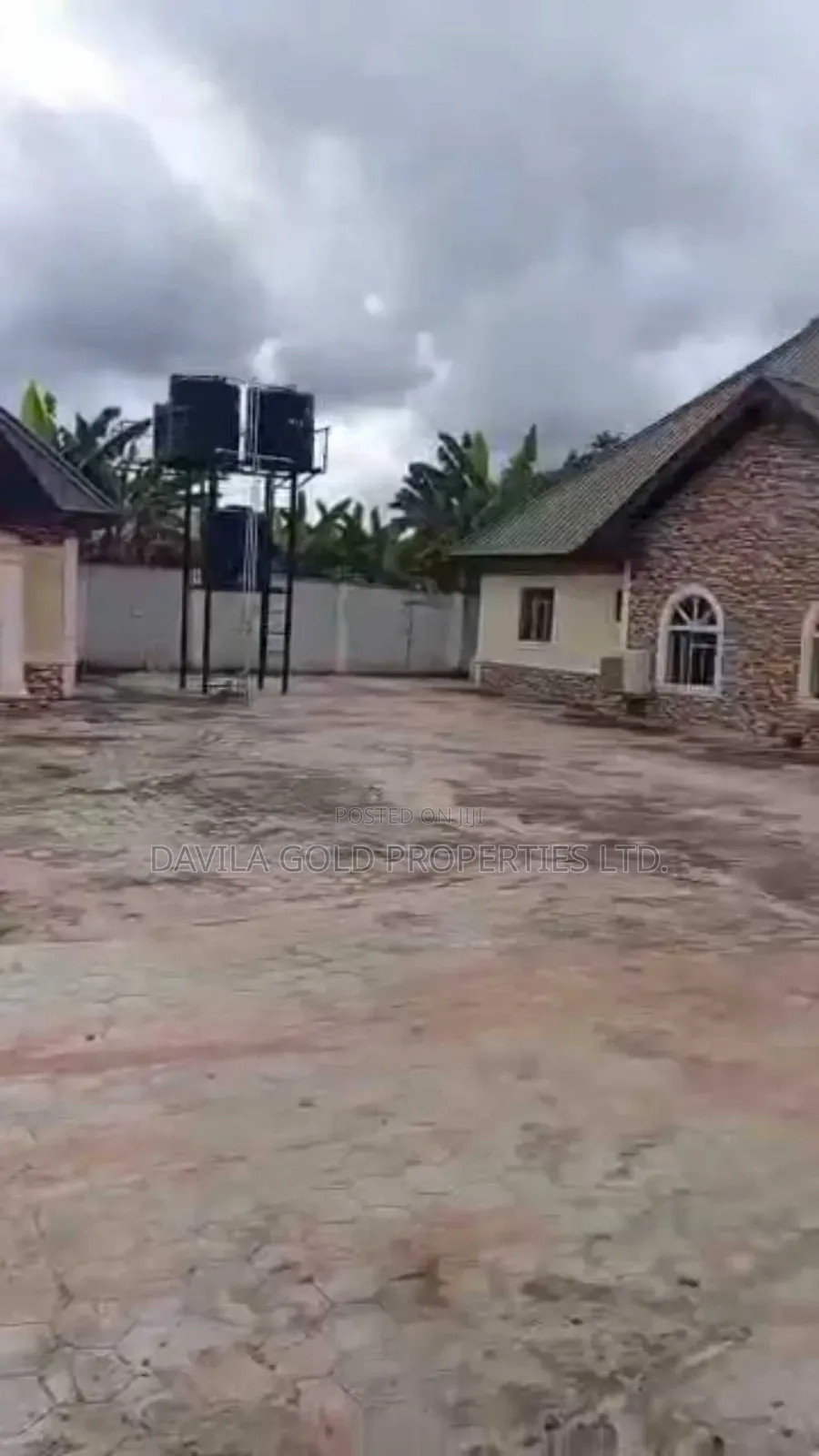 5bdrm Bungalow in Benin City for sale in Benin City