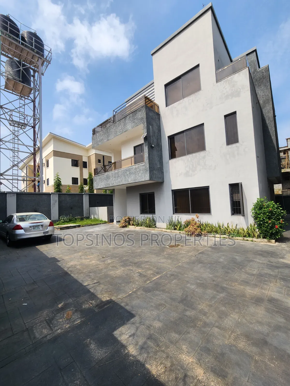 5bdrm Duplex in Life Camp for rent in Life Camp