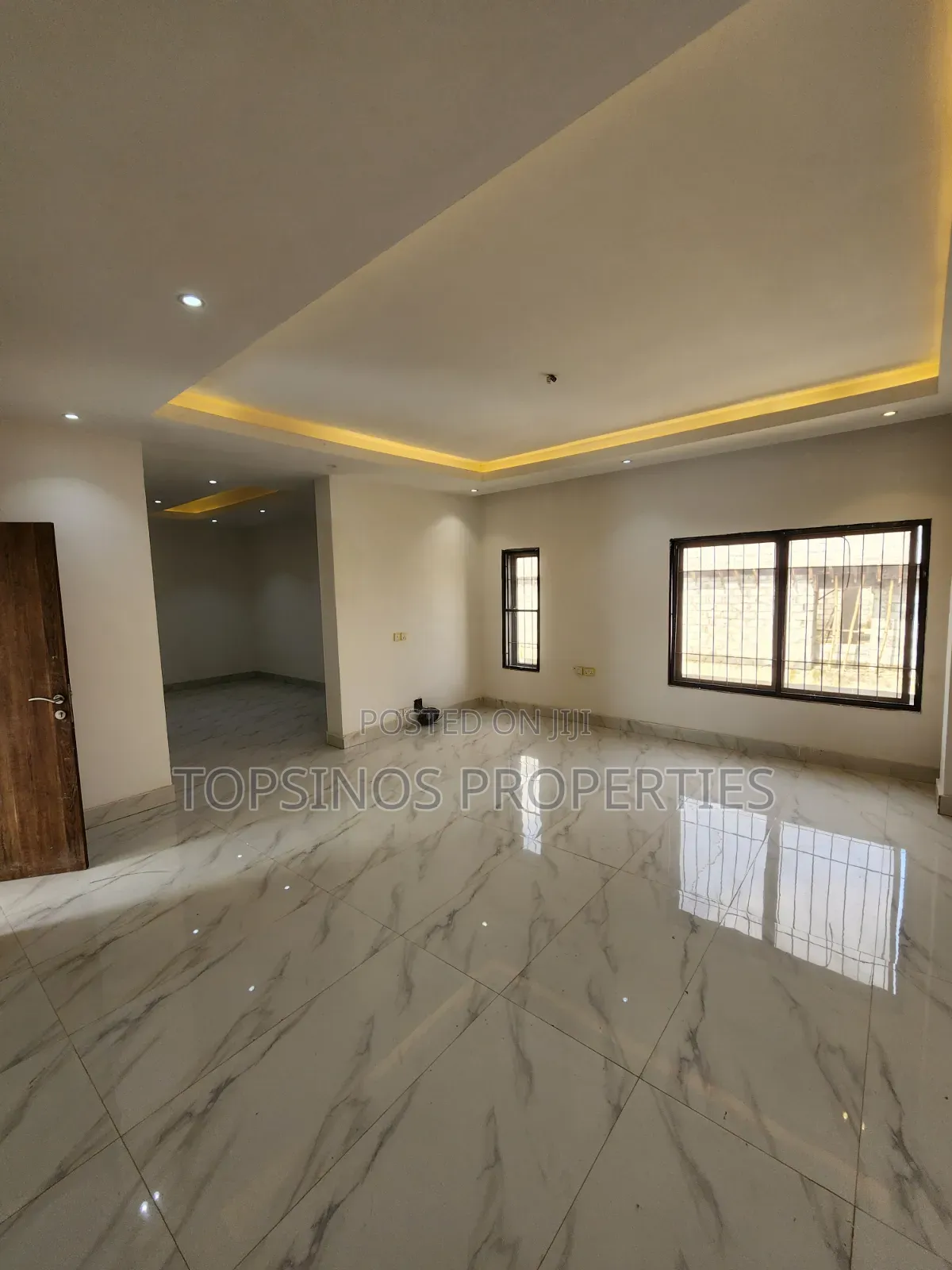 5bdrm Duplex in Life Camp for rent in Life Camp