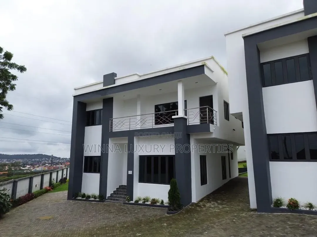5bdrm Duplex in Katampe Extension for sale in Katampe Extension