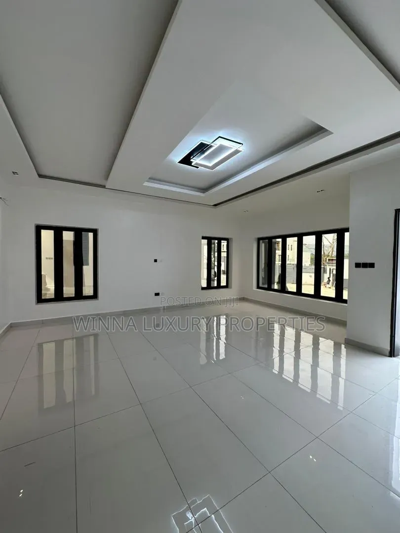 5bdrm Duplex in Katampe Extension for sale in Katampe Extension