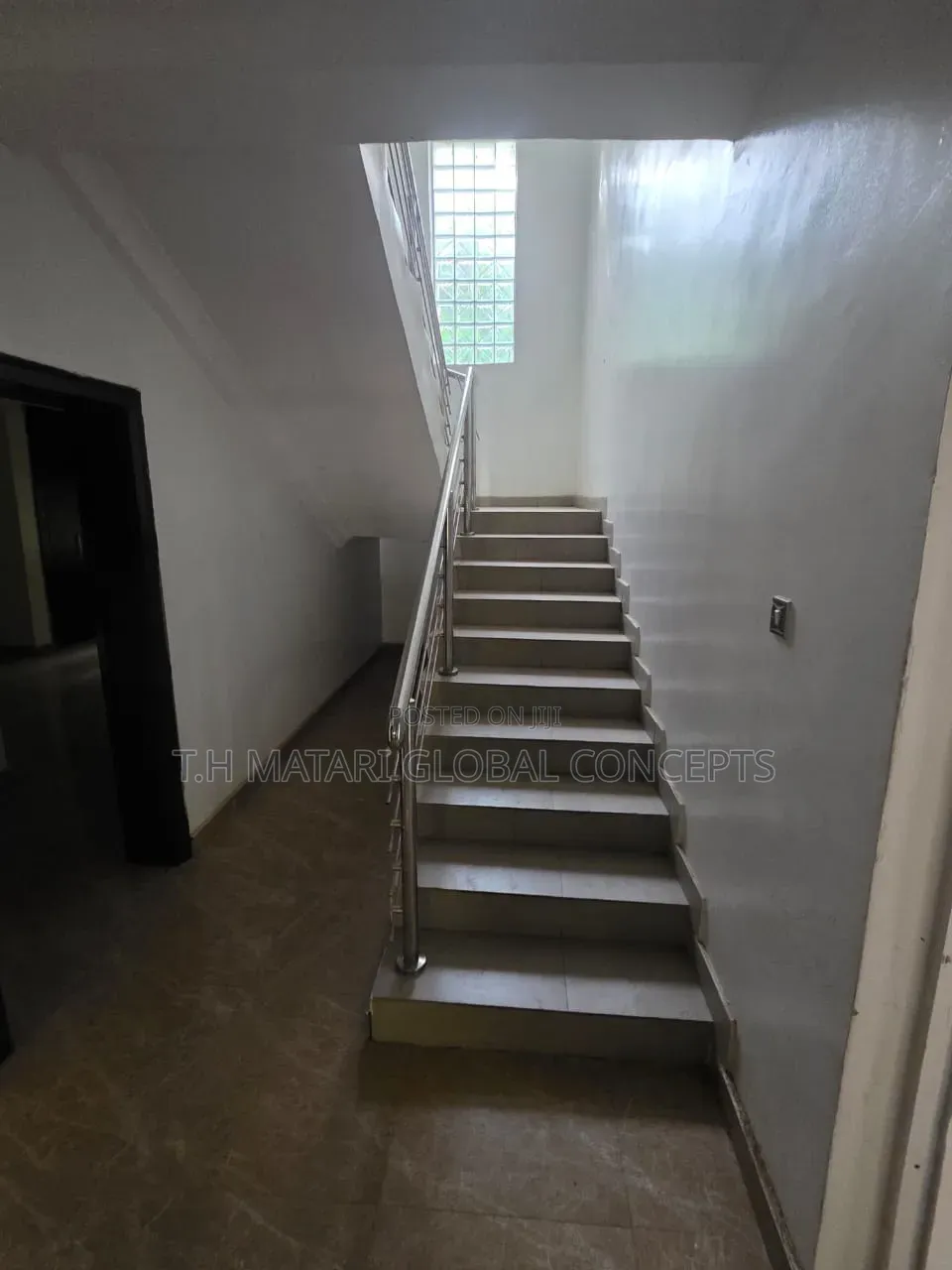 6bdrm Duplex in King'S Park Estate, Kaura for rent in Kaura