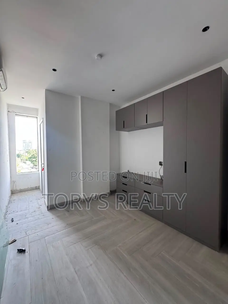 4bdrm Bungalow in Igando-Oloja for sale in Igando-Oloja