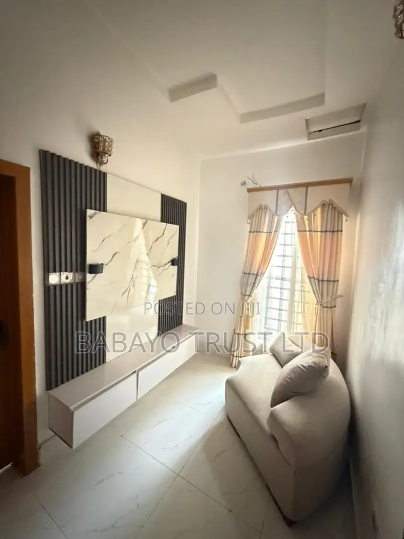4bdrm Duplex in Ilaje / Lekki for sale in Ilaje / Lekki