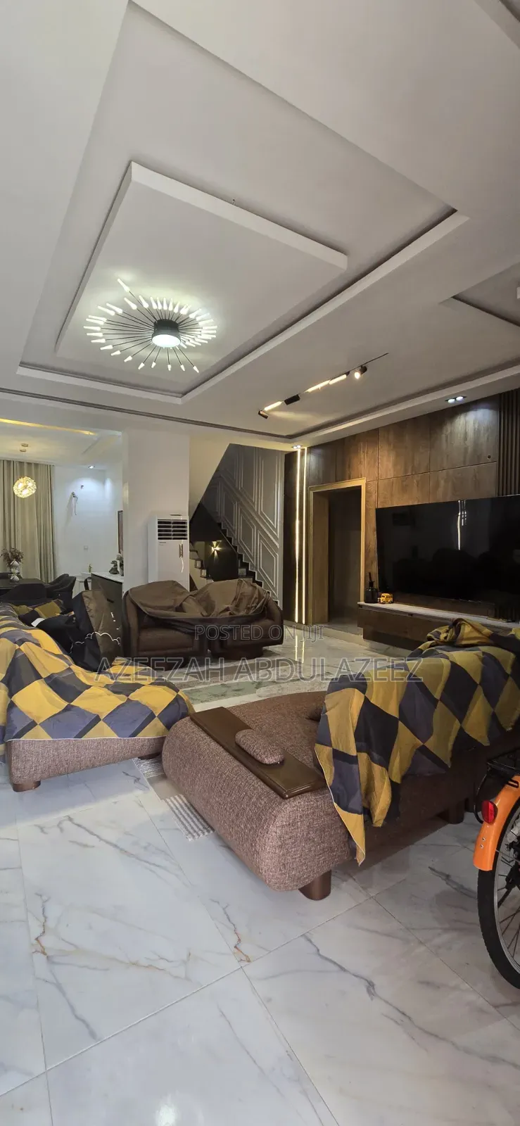 Furnished 5bdrm Duplex in Sabon Lugbe for rent in Sabon Lugbe