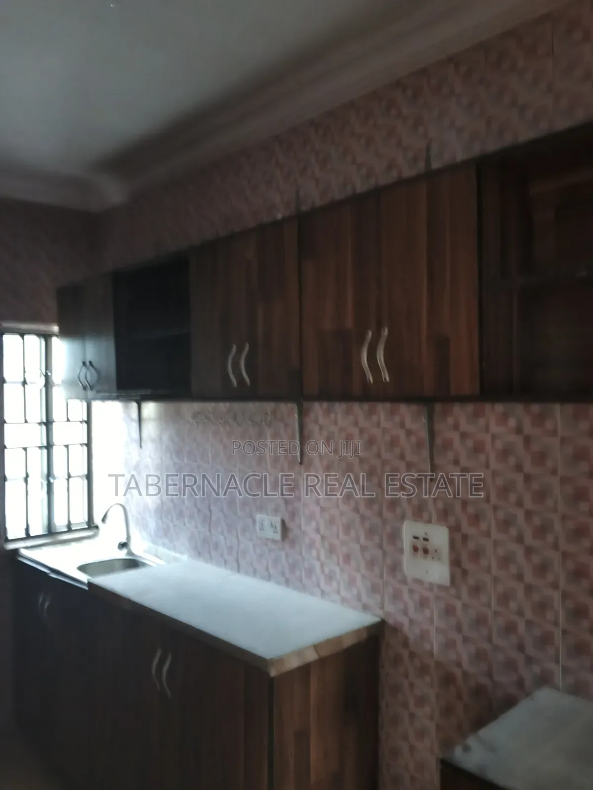 3bdrm Block of Flats in Oreyo Ikorodu for rent in Ikorodu