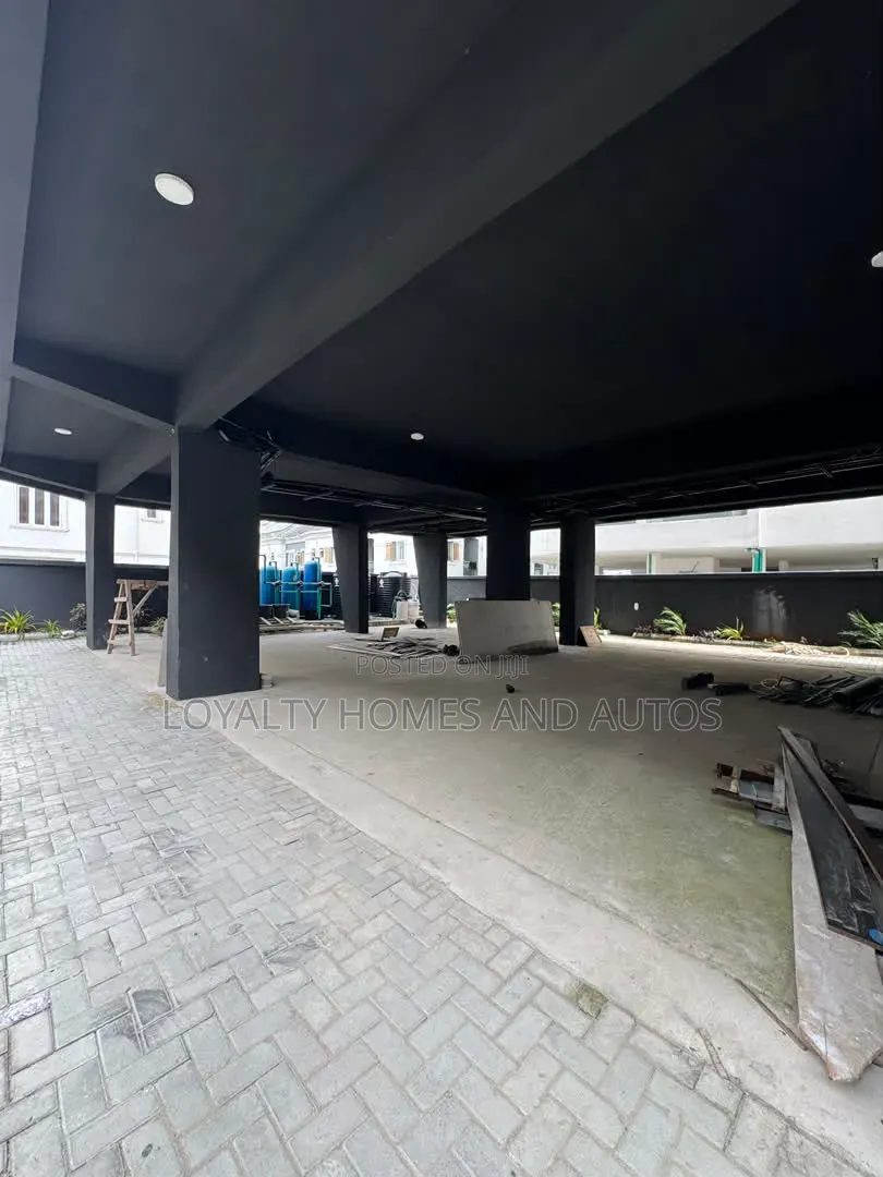 3bdrm Maisonette in Lekki Phase 1 for sale in Lekki Phase 1