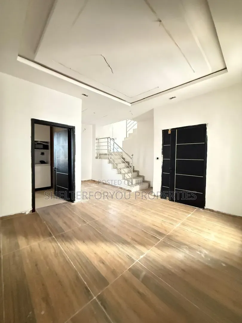2bdrm Duplex in Sangotedo for sale in Sangotedo