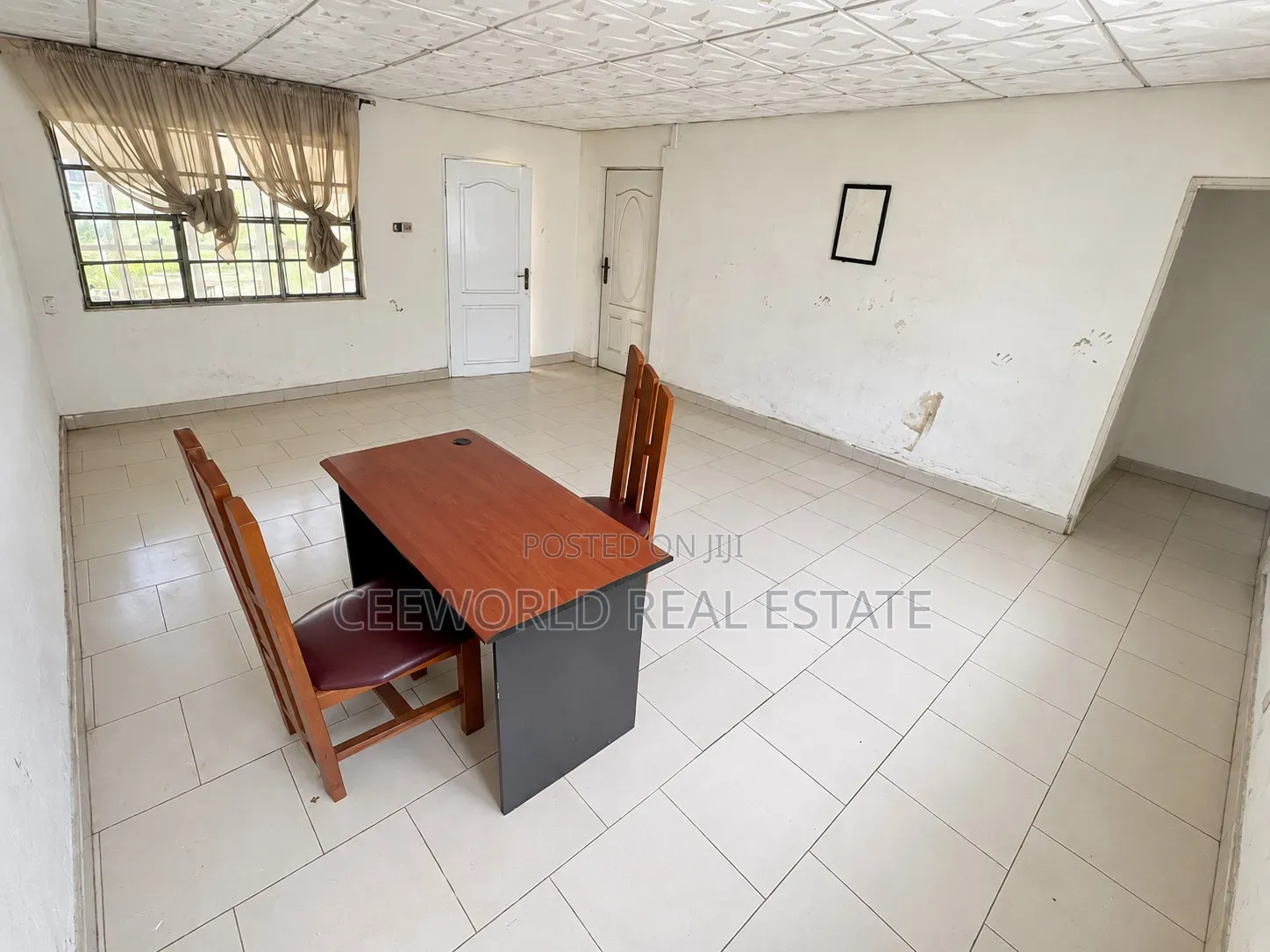 A Big 7 Rooms Office Space at Bodija in Bodija