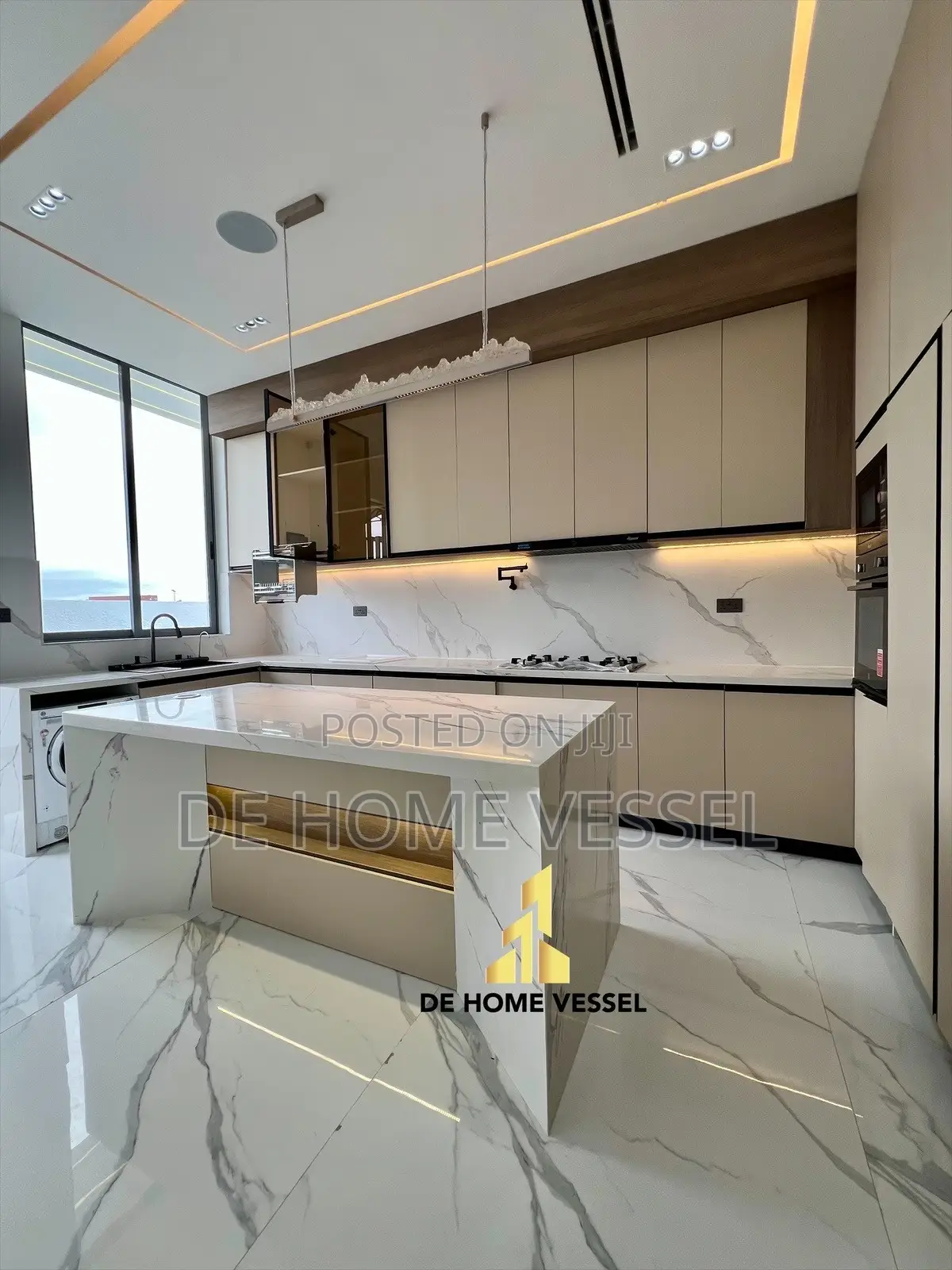 5bdrm Duplex in Osapa london for sale in Osapa london