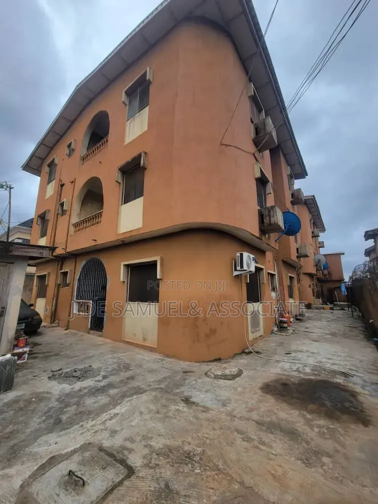 Furnished Mini Flat in Baruwa for rent in Baruwa