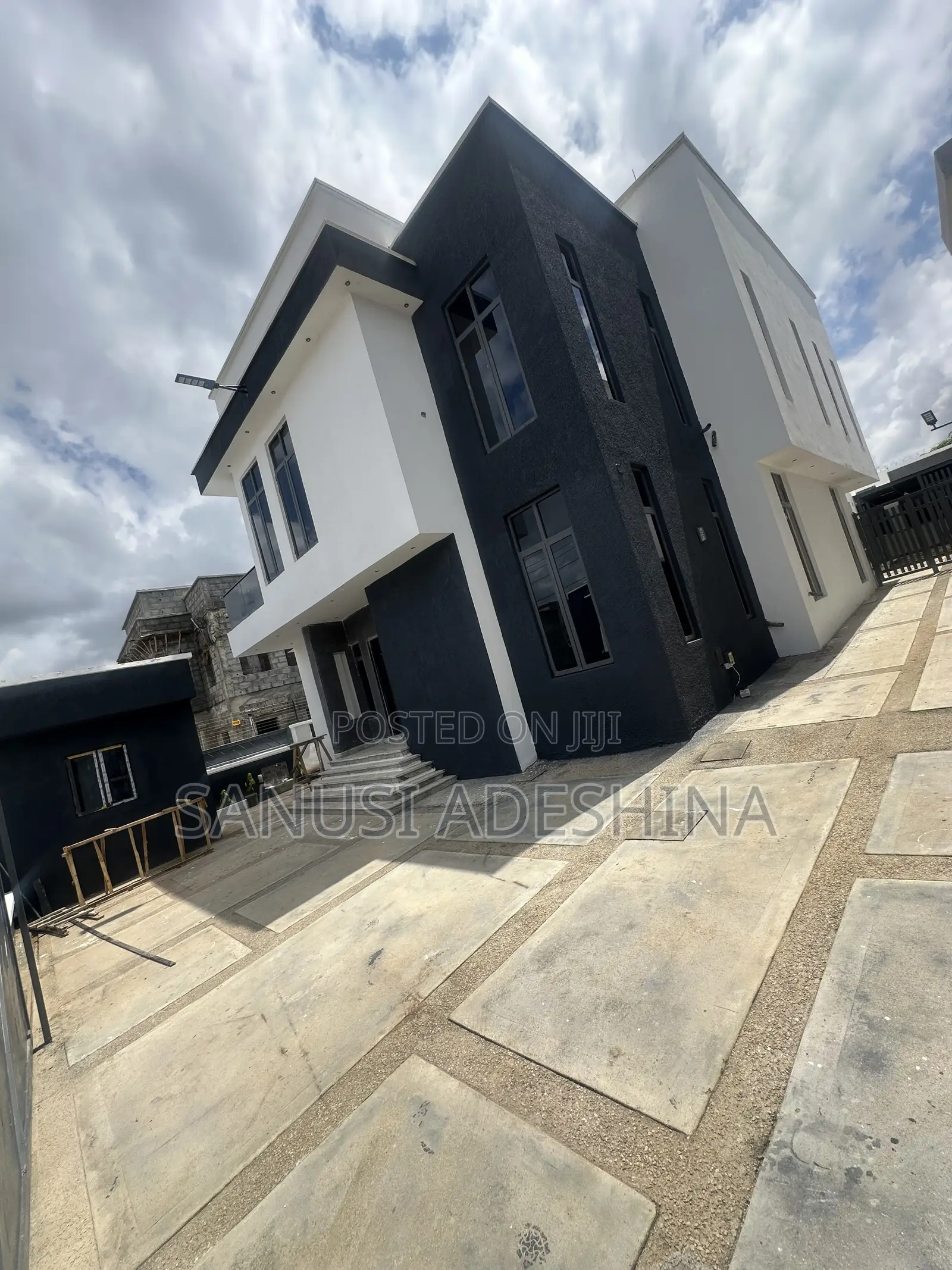 5bdrm Duplex in Gwarimpa Estate,Fct, Gwarinpa for sale in Gwarinpa