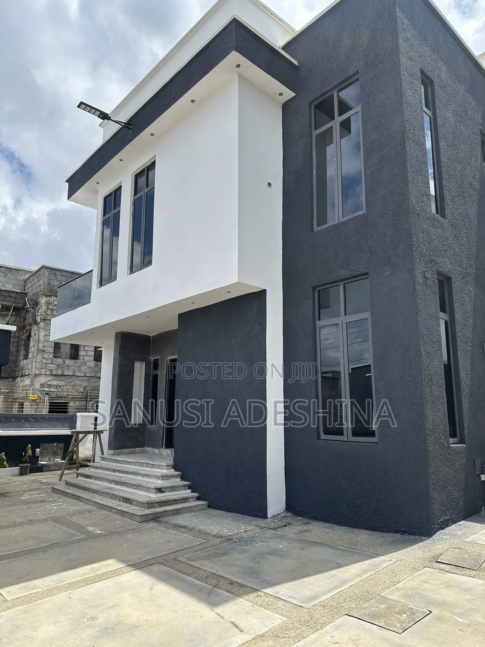 5bdrm Duplex in Gwarimpa Estate,Fct, Gwarinpa for sale in Gwarinpa