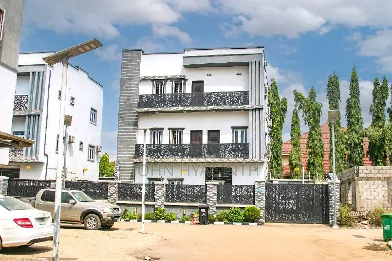 Furnished 2bdrm Duplex in Dawaki, Kado, for sale in Kado