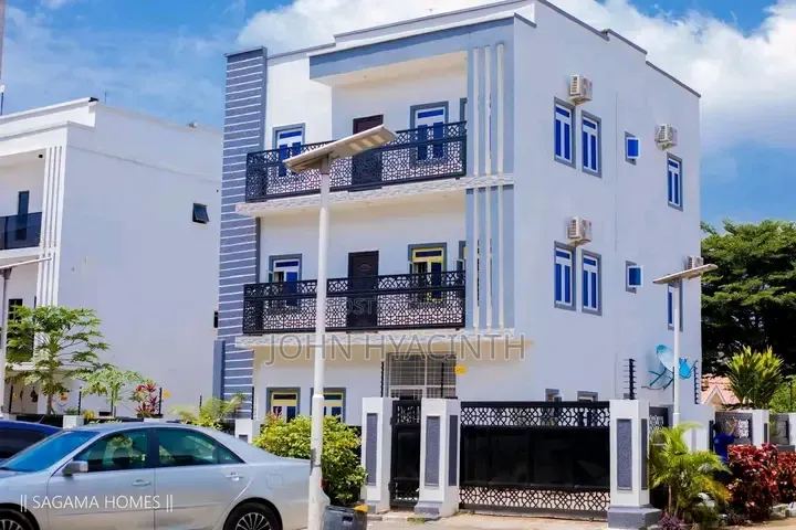 Furnished 2bdrm Duplex in Dawaki, Kado, for sale in Kado