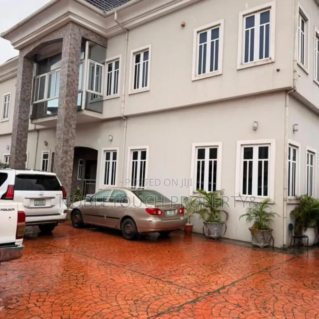 6bdrm Duplex in Ikeja Lagos for sale in Ikeja GRA