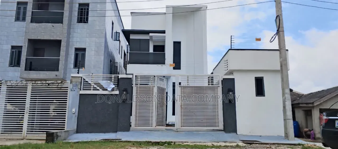 Furnished 4bdrm Duplex in Salvation Estate ., Banana Island for sale in Banana Island