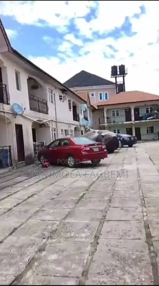 2bdrm Block of Flats in Royal Palm Will, Ado / Ajah for sale in Ado / Ajah