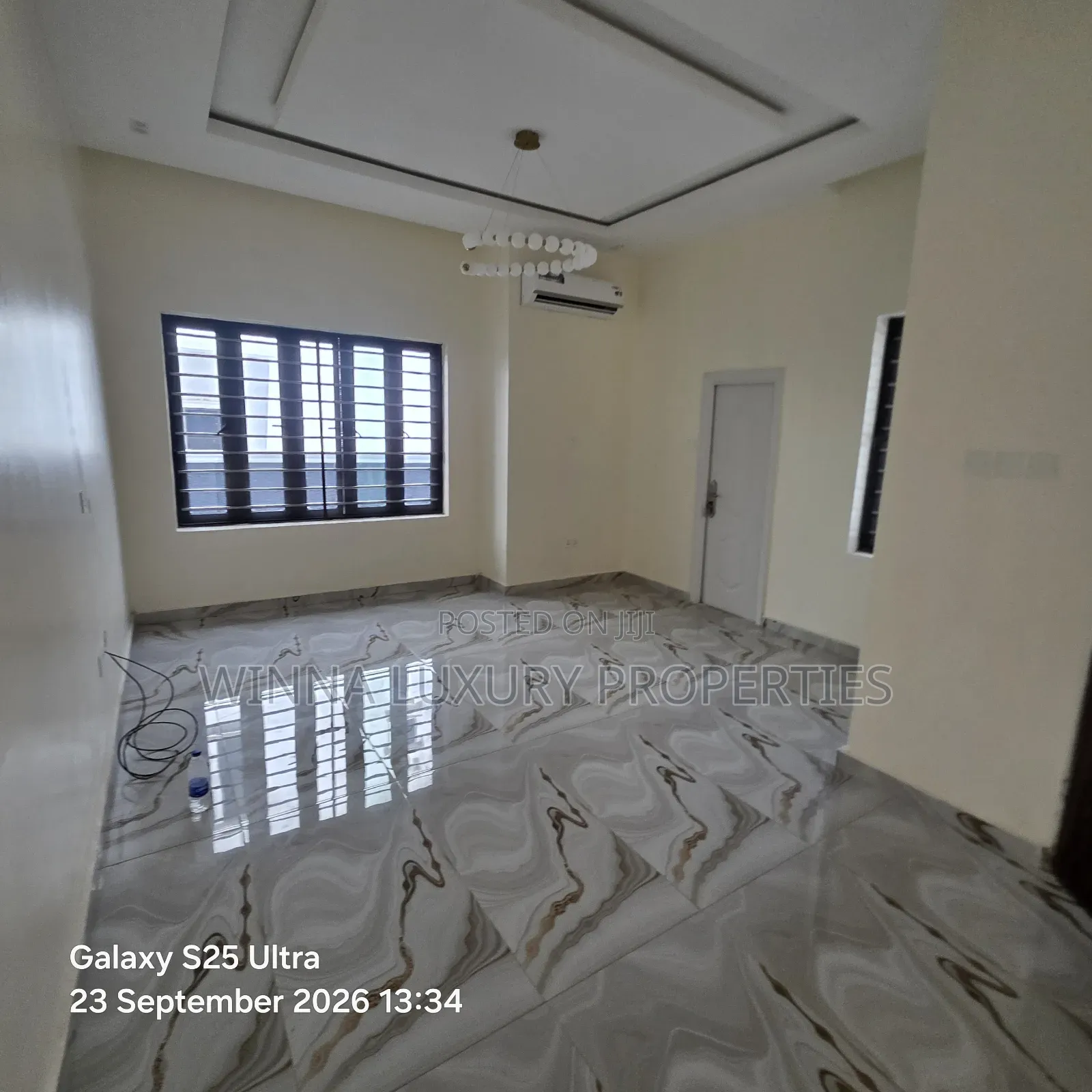 8bdrm Duplex in Naskaxe Court, Lugbe District for sale in Lugbe District