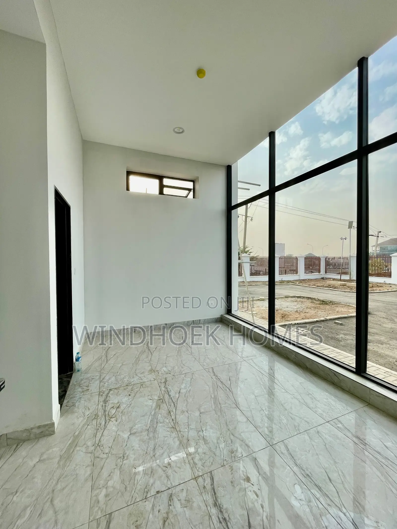 A Commercial Plaza for Sale in Dawaki