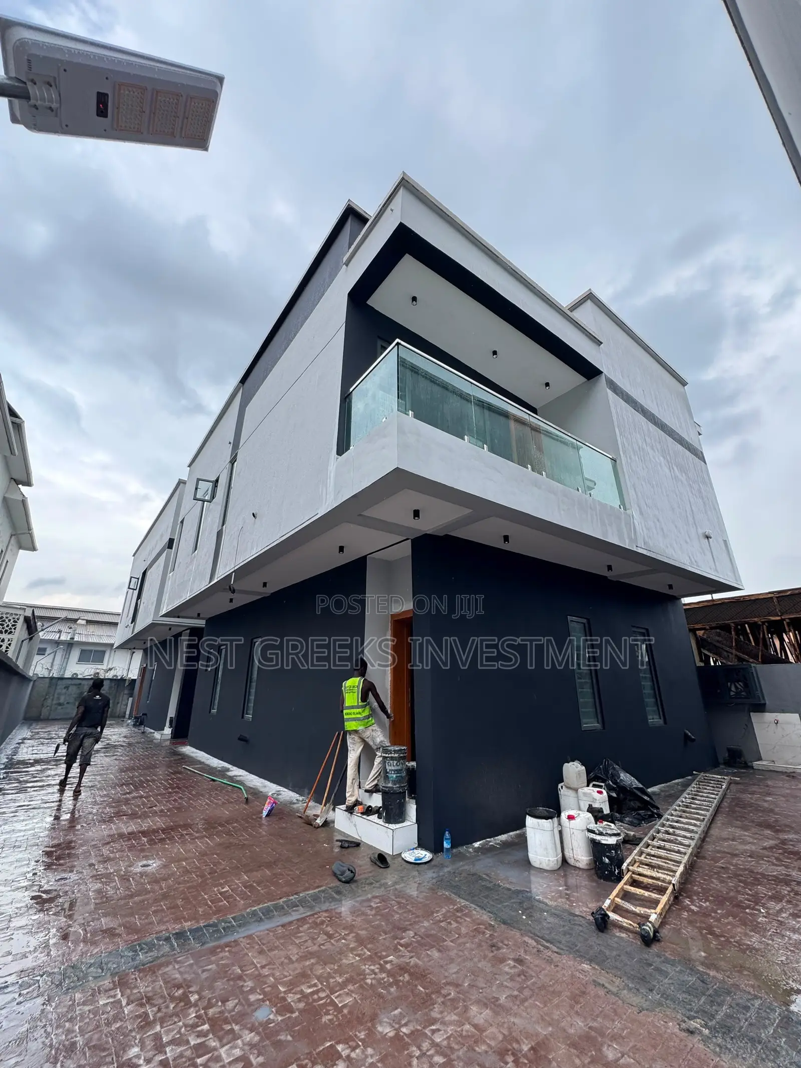 4bdrm Duplex in Surulere for sale in Surulere
