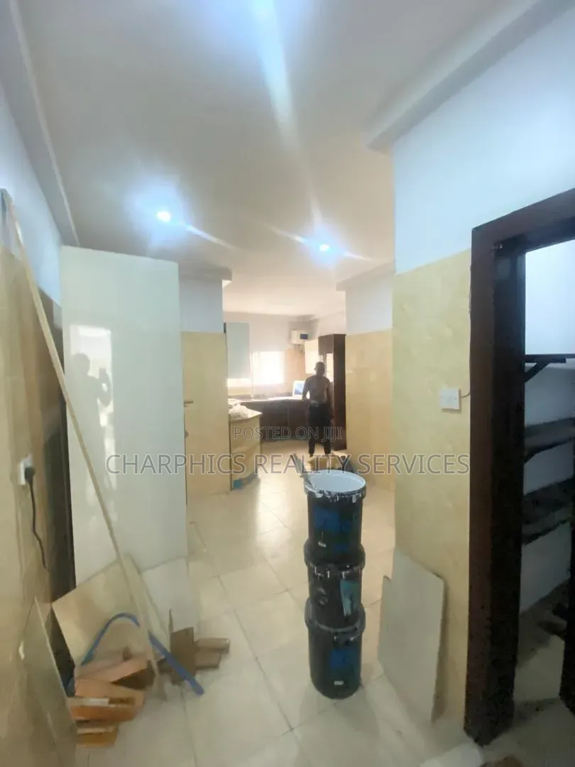 3bdrm Apartment in Lekki Phase 1 for sale in Lekki Phase 1