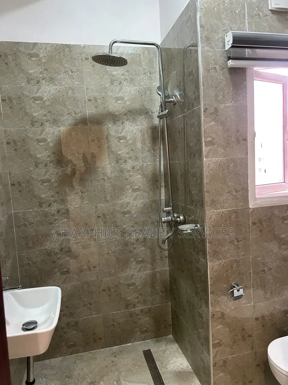 3bdrm Apartment in Victoria Island Extension for rent in Victoria Island Extension