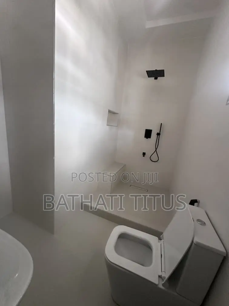 3bdrm Block of Flats in Guzape District for sale in Guzape District
