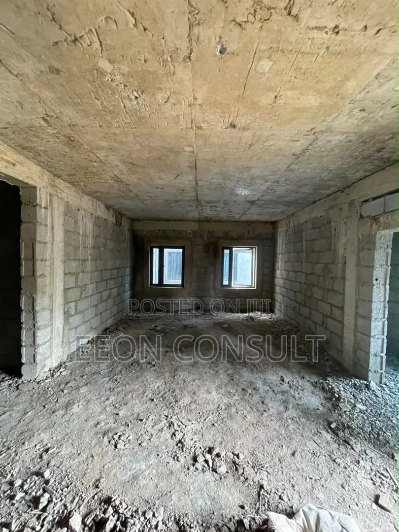 3bdrm Block of Flats in Palms Estate Dawaki for sale in Dawaki