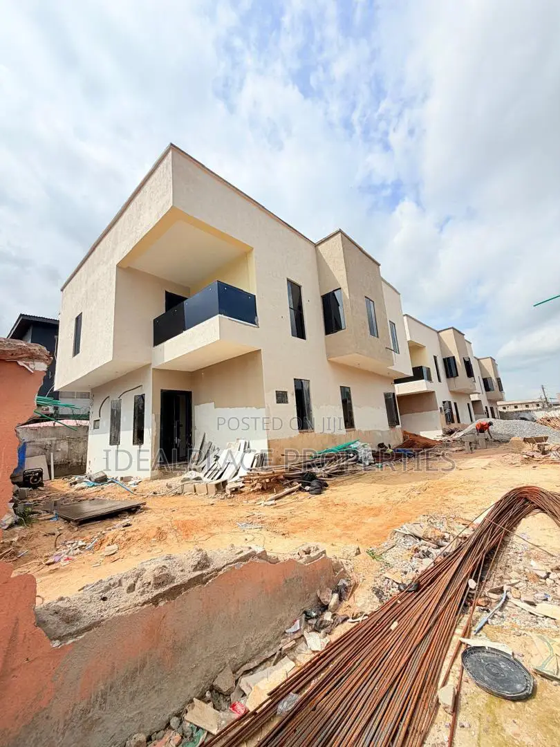4bdrm Duplex in Adeniyi Jones for sale in Adeniyi Jones