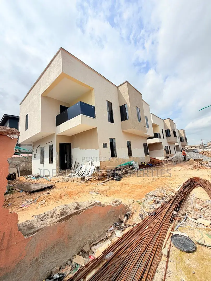 4bdrm Duplex in Adeniyi Jones for sale in Adeniyi Jones