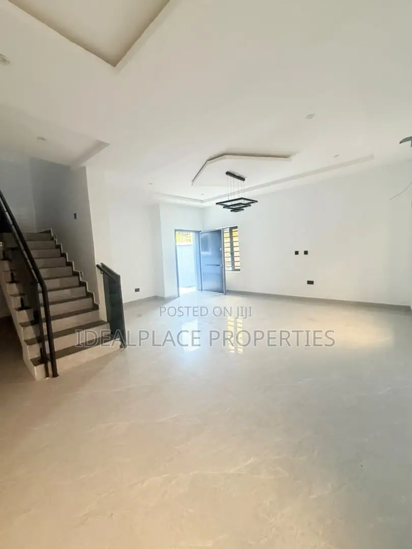 4bdrm Duplex in GRA Phase 1 for sale in GRA Phase 1
