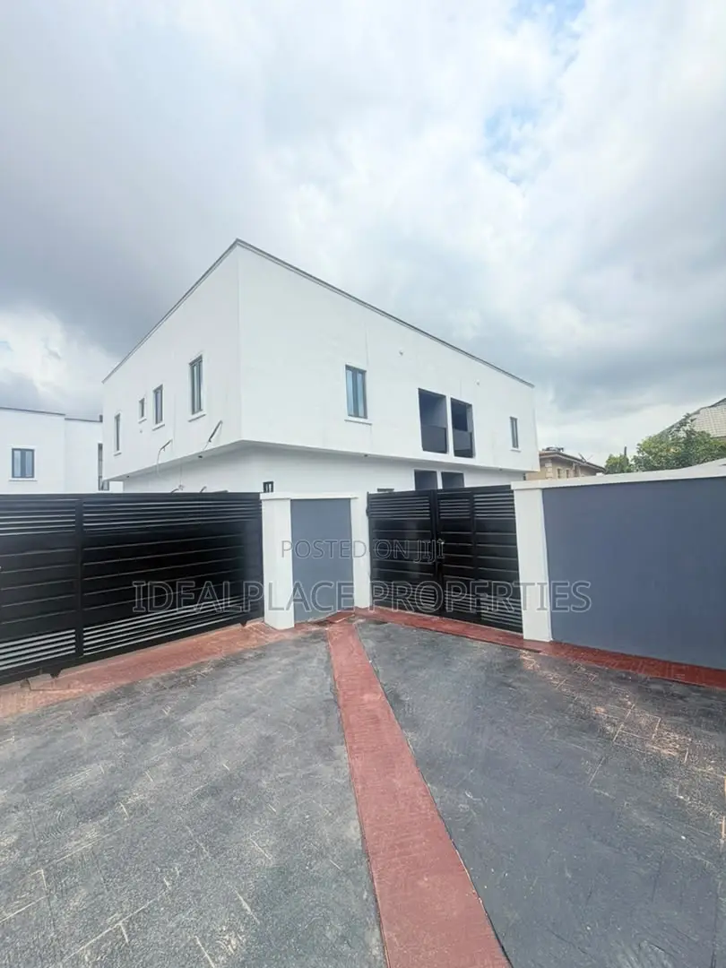 4bdrm Duplex in GRA Phase 1 for sale in GRA Phase 1