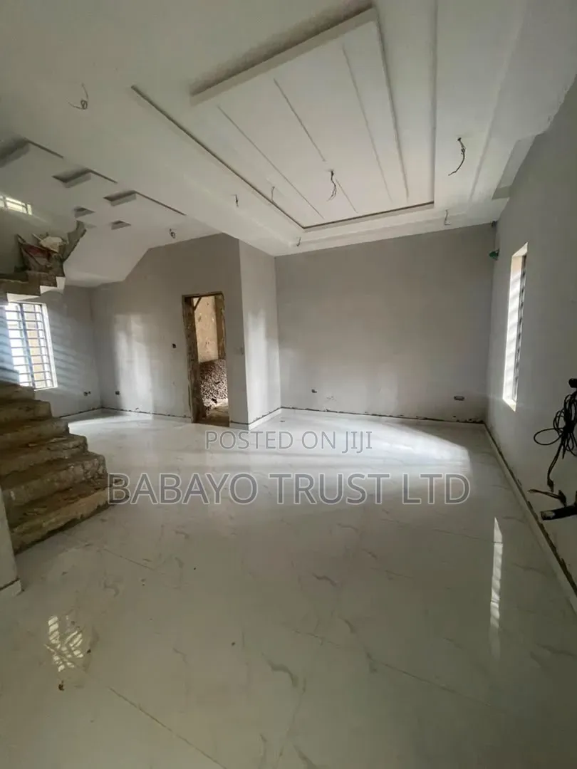 5bdrm Duplex in Egbeda for sale in Egbeda