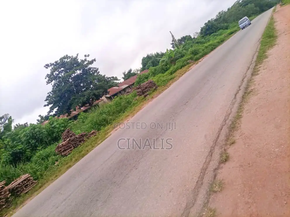 Commercial Land for Warehouse, Logistics Industrial Use in Oluyole