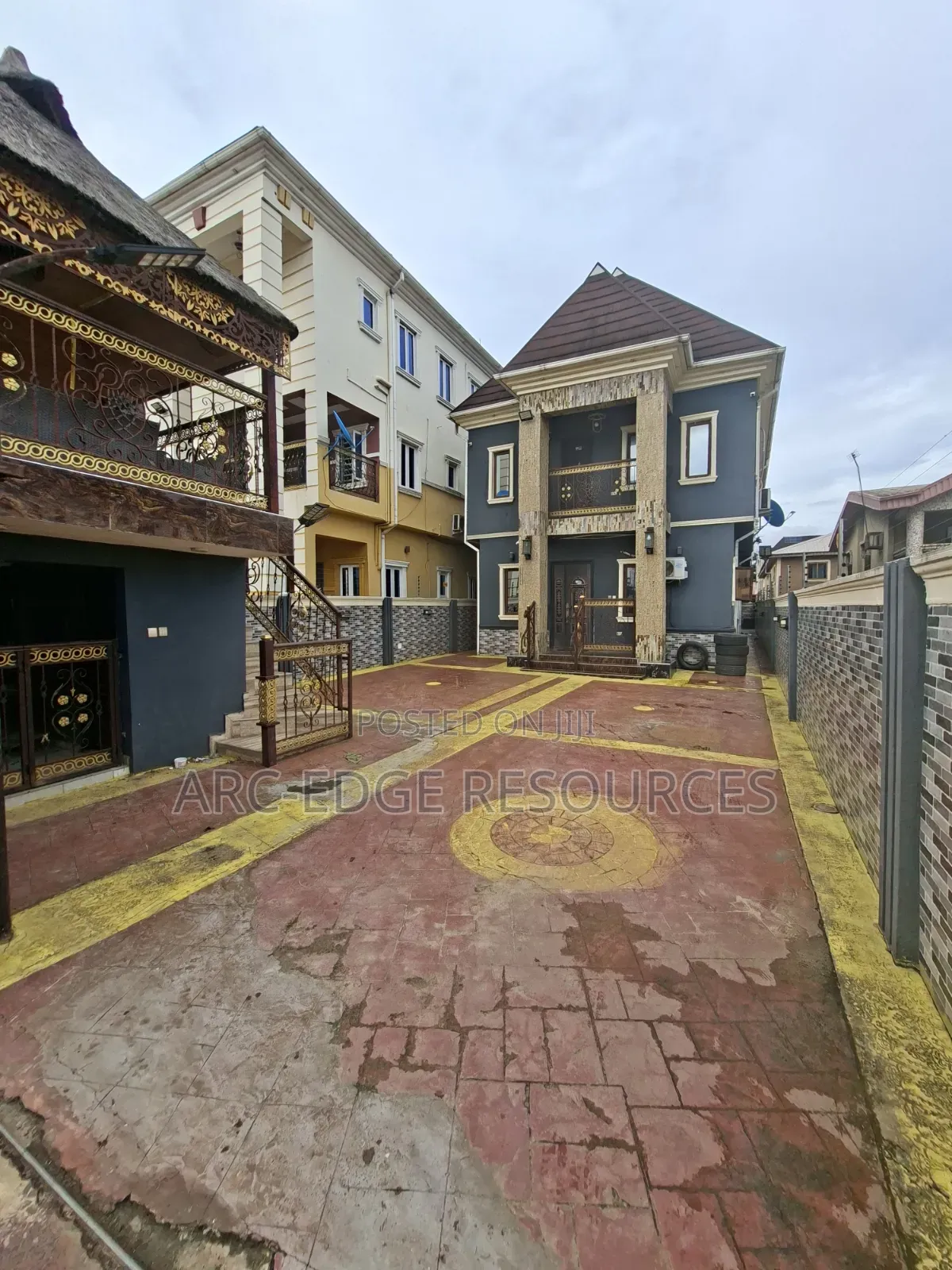 Furnished 5bdrm Duplex in Ago Palace for sale in Ago Palace